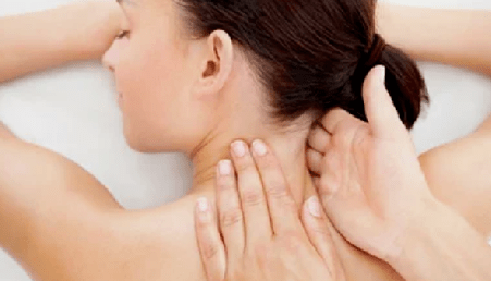 Tratamiento de la osteocondrosis cervical con masaje.