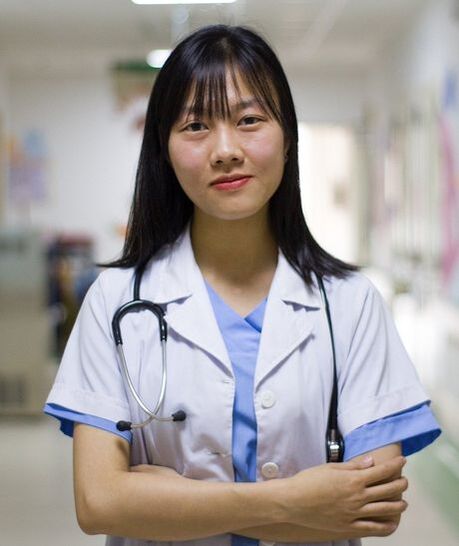 El neuropatólogo determina el tratamiento de la osteocondrosis cervical.